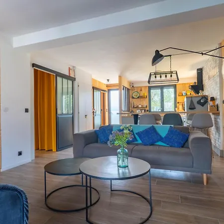 Comme Un Petit 拉特斯特德布赫