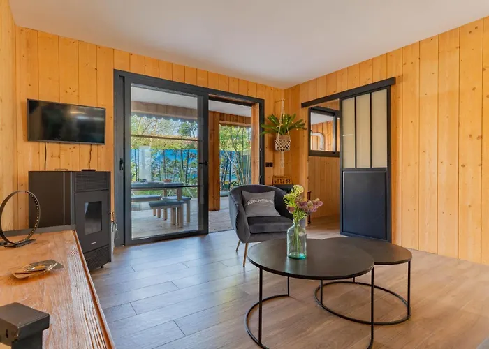 Апартаменты Comme Un Petit Ла-Тест-де-Бюш