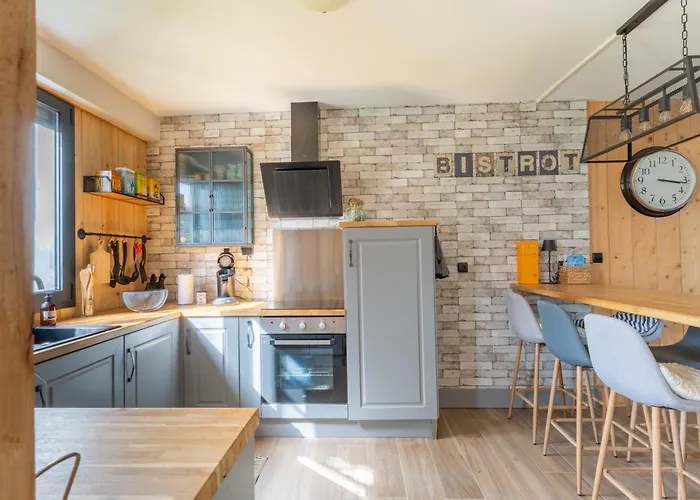 Comme Un Petit * Ла-Тест-де-Бюш