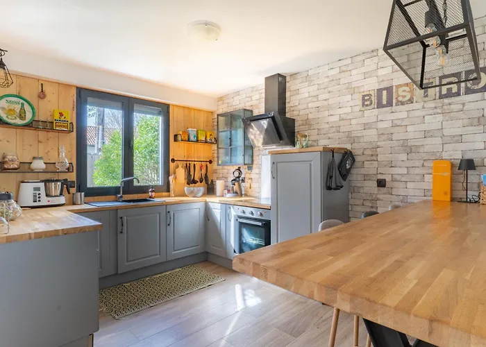 Comme Un Petit Апартаменты *